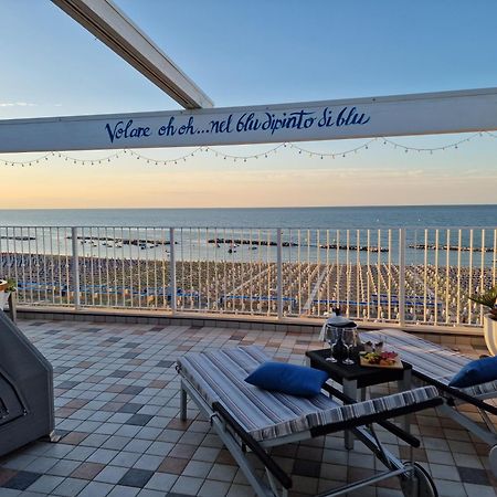 Luxor Beach Boutique Hotel Cattolica Kültér fotó