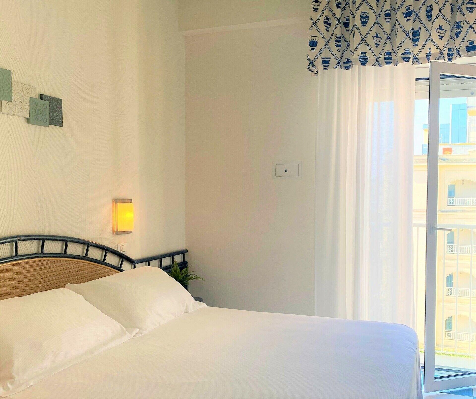 Luxor Beach Boutique Hotel Cattolica Kültér fotó