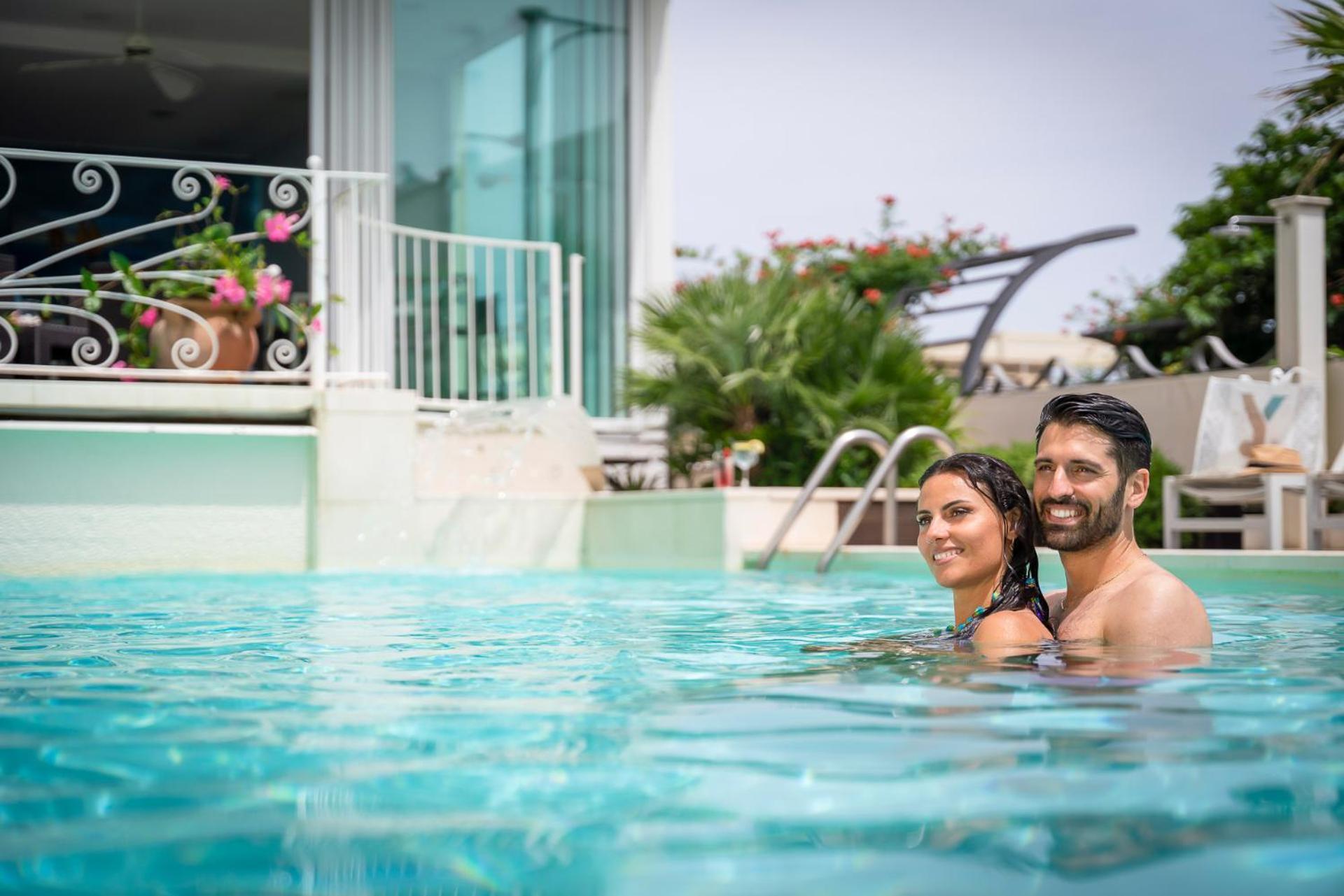 Luxor Beach Boutique Hotel Cattolica Kültér fotó